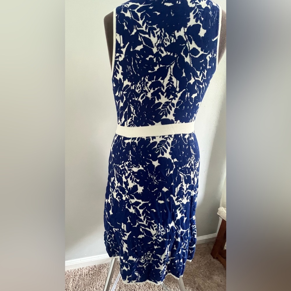 Ann Taylor Blue White Floral knit sleeveless tank dress sweater - Picture 1 of 3